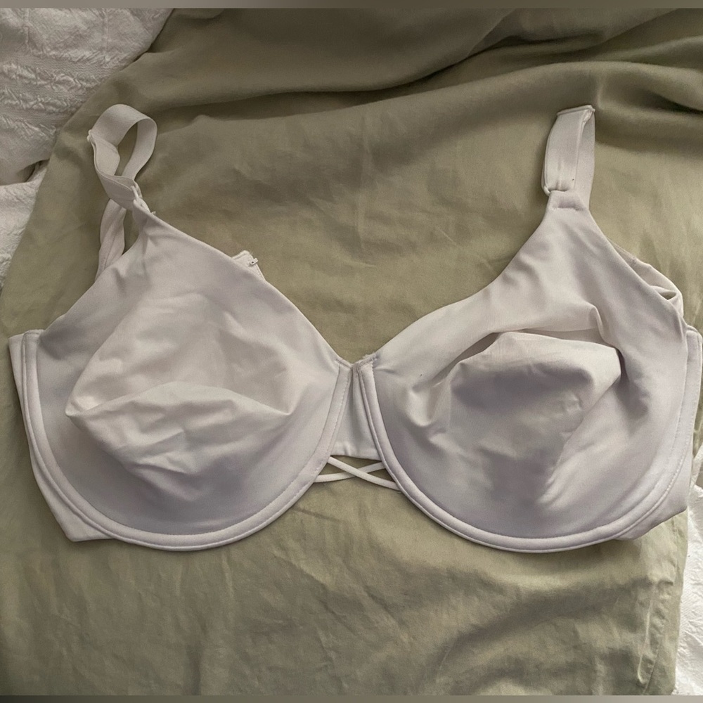 NWOT Vanity Fair Radiant Collection Back Smoothing Underwire Bra white 38DDD